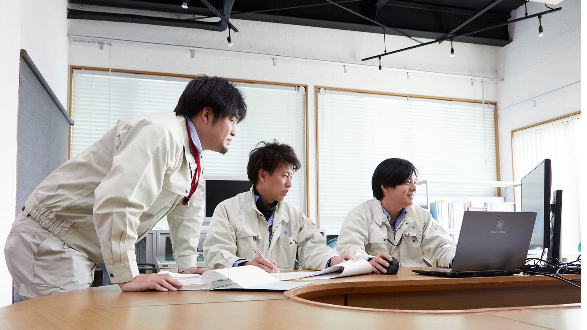 設計や施工の打合せ